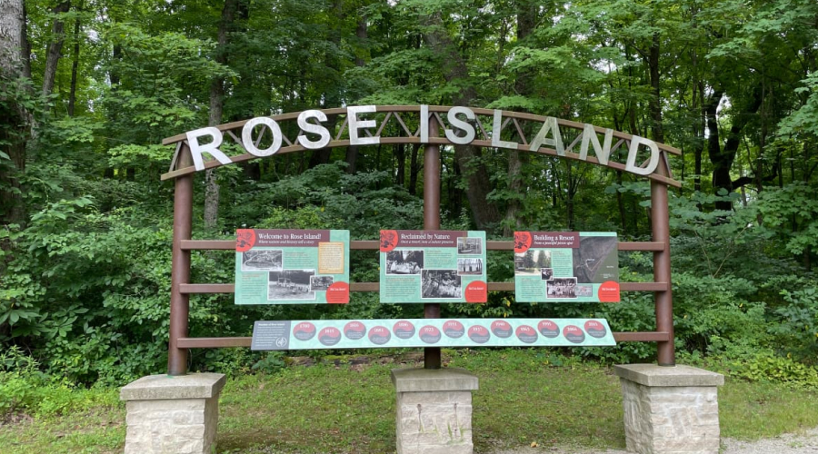 Places to visit in Ross Island