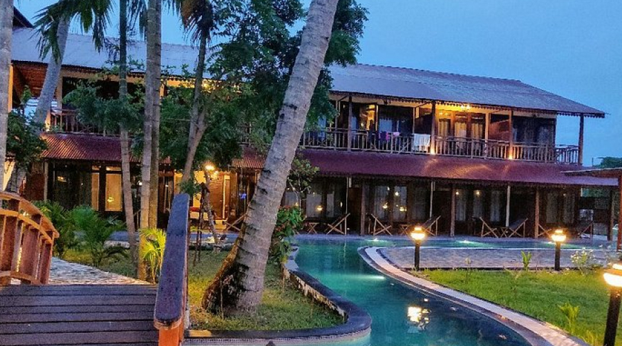 Symphony Summer Sands Beach Resort And Spa